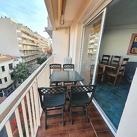 Διαμέρισμα Centre T3 Climatise Plage -de 10min A Pied